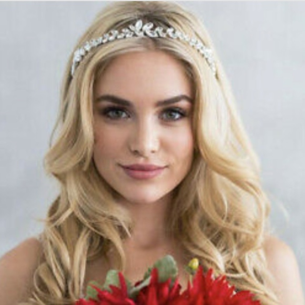 Brides & Hairpins Bride headband brand new $325